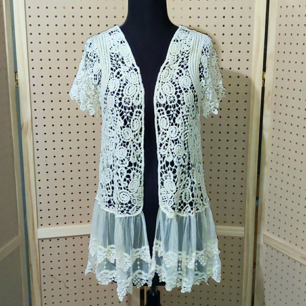 Lace overlay